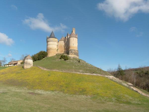 Le Chateau de BANNES